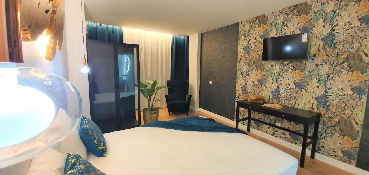 Lisbon Airport Earth - B&B Self Check-In Buitenkant foto
